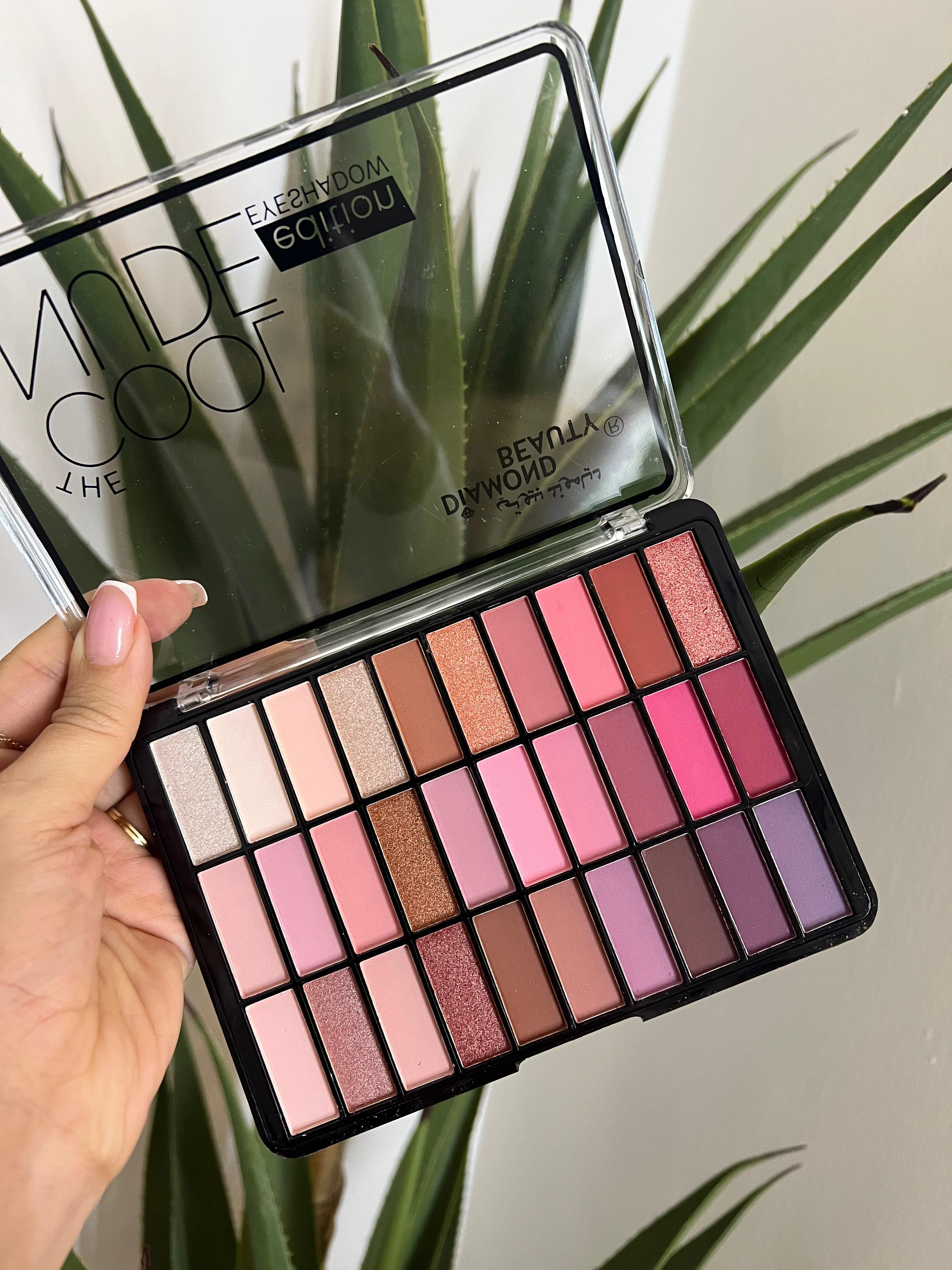 Eyeshadow palette